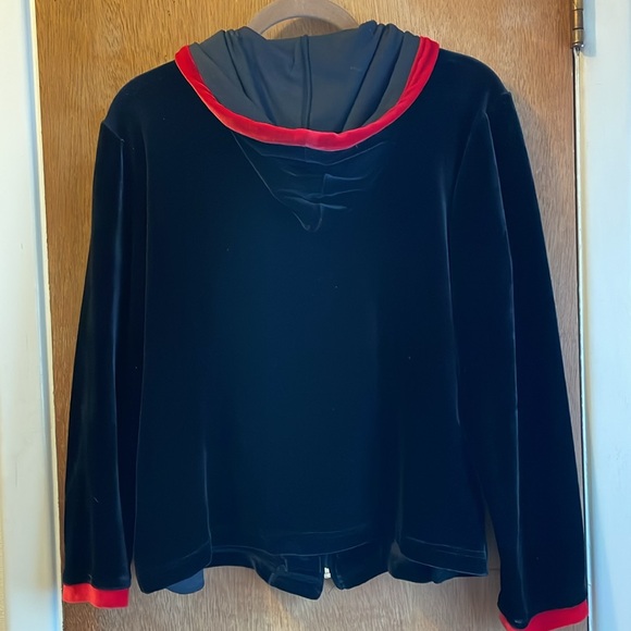 CLIO Woman’s Black Vintage Valor Zipper Hoodie Warm Jacket Sz Fits SML - Picture 2 of 6